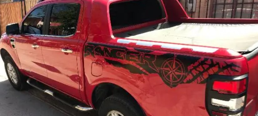 სტიკერი RANGER 2012-2020 საბარგულის გვერდებზე (კომპლექტი-2ც) შავი პრიალა